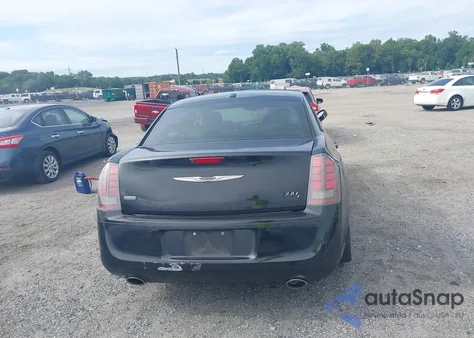 2013 Chrysler 300C John Varvatos Limited Edition z USA, uszkodzony, nr VIN 2C3CCADG2DH739054